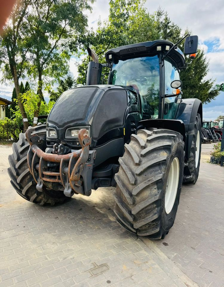 Valtra S233 - Traktor: gambar 5 Valtra S233 - Traktor: gambar 5