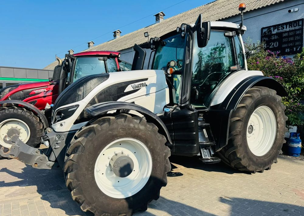 Valtra T174 UNLIMITED Versu - Traktor: gambar 5 Valtra T174 UNLIMITED Versu - Traktor: gambar 5