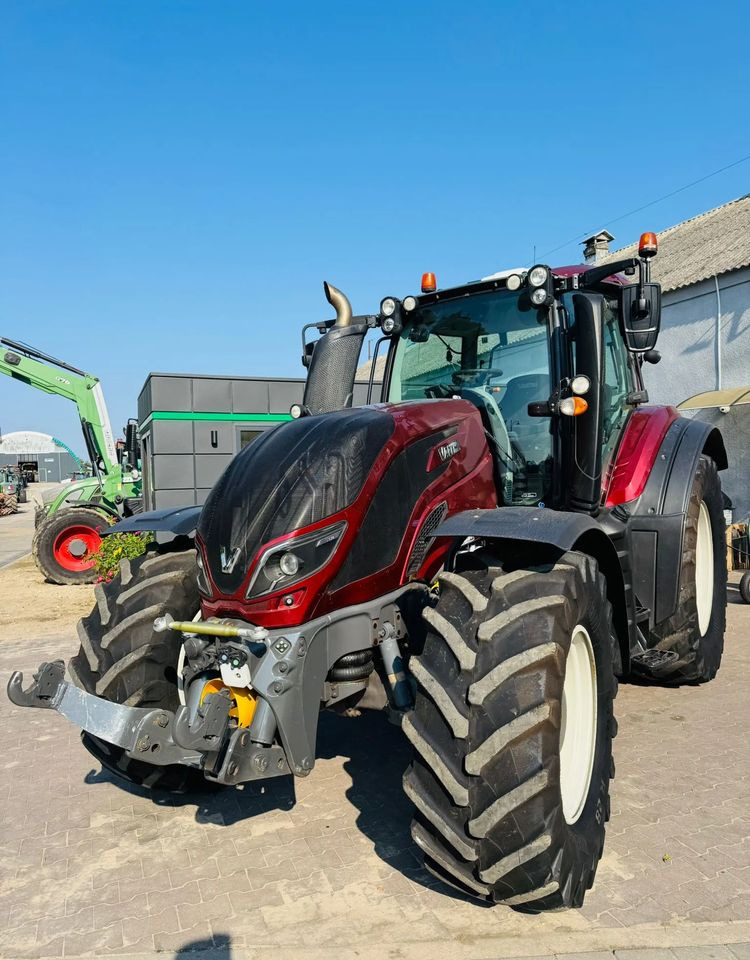 Valtra T174 Versu - Traktor: gambar 5 Valtra T174 Versu - Traktor: gambar 5
