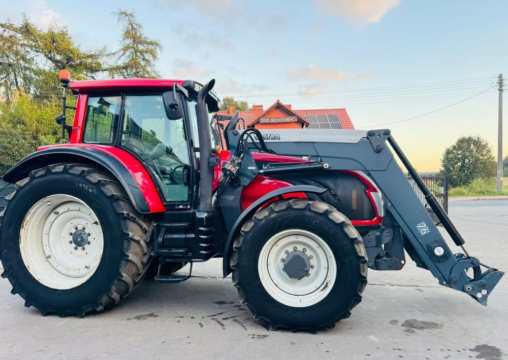 Valtra T213 Versu - Traktor: gambar 2 Valtra T213 Versu - Traktor: gambar 2