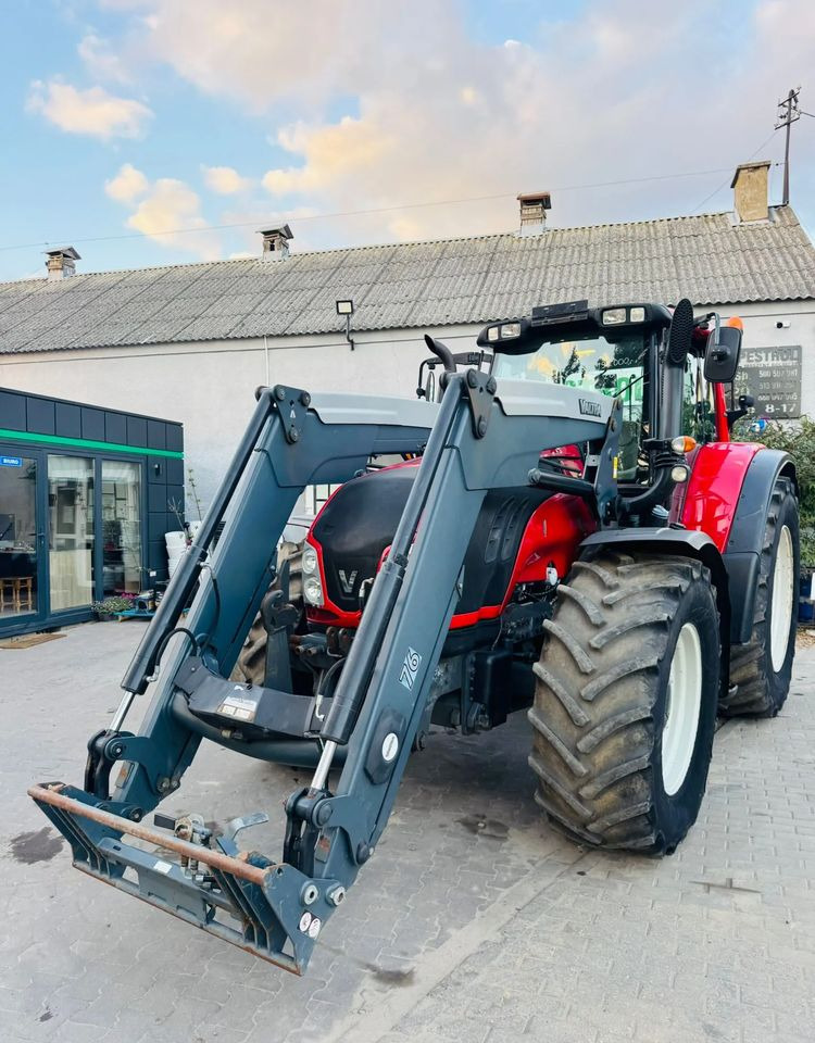Valtra T213 Versu - Traktor: gambar 3 Valtra T213 Versu - Traktor: gambar 3
