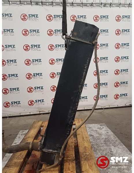 Caterpillar Occ radiator D6M Caterpillar - Radiator: gambar 4 Caterpillar Occ radiator D6M Caterpillar - Radiator: gambar 4
