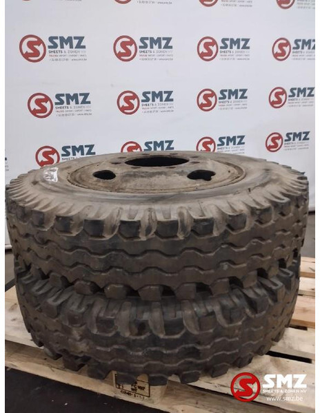 Continental Occ vrachtwagenband Continental 8.25-20 - Ban untuk Truk: gambar 1 Continental Occ vrachtwagenband Continental 8.25-20 - Ban untuk Truk: gambar 1