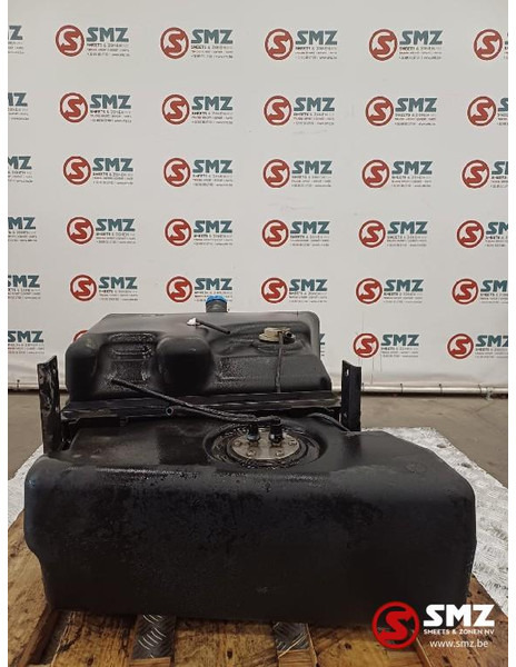 DAF Occ AdBluetank 100L Euro5 DAF - Sistem bahan bakar untuk Truk: gambar 4 DAF Occ AdBluetank 100L Euro5 DAF - Sistem bahan bakar untuk Truk: gambar 4