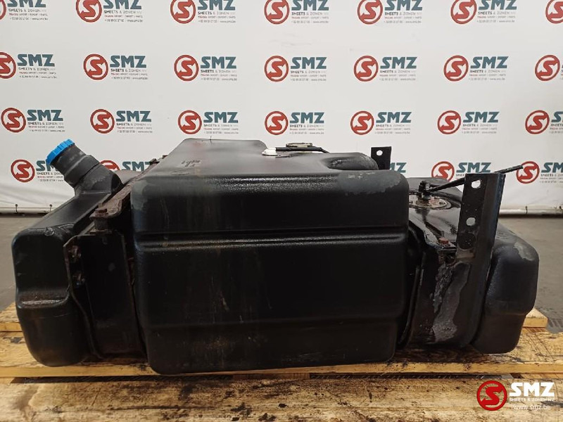 DAF Occ AdBluetank 100L Euro5 DAF - Sistem bahan bakar untuk Truk: gambar 2 DAF Occ AdBluetank 100L Euro5 DAF - Sistem bahan bakar untuk Truk: gambar 2