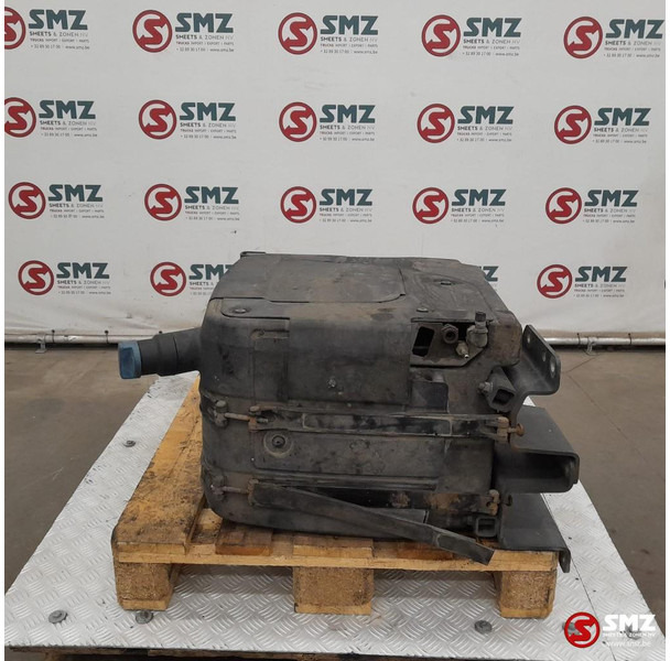 DAF Occ AdBluetank 75L DAF - Tangki bahan bakar untuk Truk: gambar 2 DAF Occ AdBluetank 75L DAF - Tangki bahan bakar untuk Truk: gambar 2