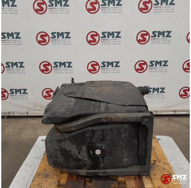 DAF Occ AdBluetank 75L DAF - Tangki bahan bakar untuk Truk: gambar 3 DAF Occ AdBluetank 75L DAF - Tangki bahan bakar untuk Truk: gambar 3