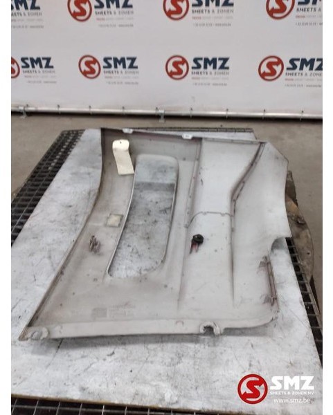 DAF Occ Koplamppaneel links DAF XF95-XF105 - Bumper untuk Truk: gambar 2 DAF Occ Koplamppaneel links DAF XF95-XF105 - Bumper untuk Truk: gambar 2