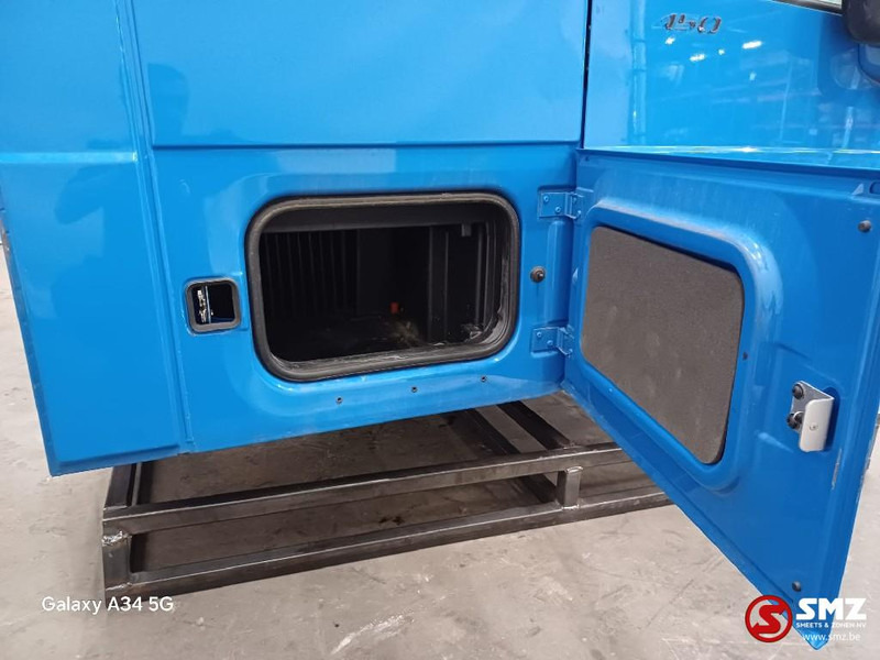 DAF Occ cabine DAF Super Space Cab L2H3 1925529 - Kabin dan interior untuk Truk: gambar 4 DAF Occ cabine DAF Super Space Cab L2H3 1925529 - Kabin dan interior untuk Truk: gambar 4