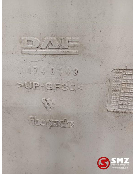 DAF Occ cabinespoiler links DAF - Aerodinamika/ Spoiler untuk Truk: gambar 3 DAF Occ cabinespoiler links DAF - Aerodinamika/ Spoiler untuk Truk: gambar 3