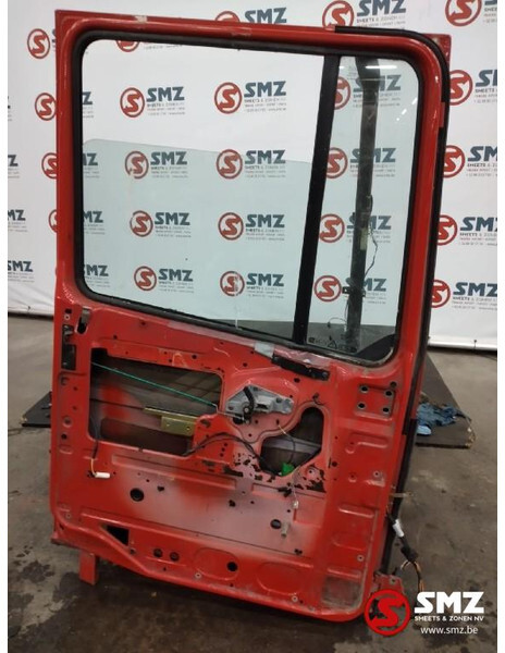 DAF Occ deur links DAF XF105 - Pintu dan bagian untuk Truk: gambar 2 DAF Occ deur links DAF XF105 - Pintu dan bagian untuk Truk: gambar 2
