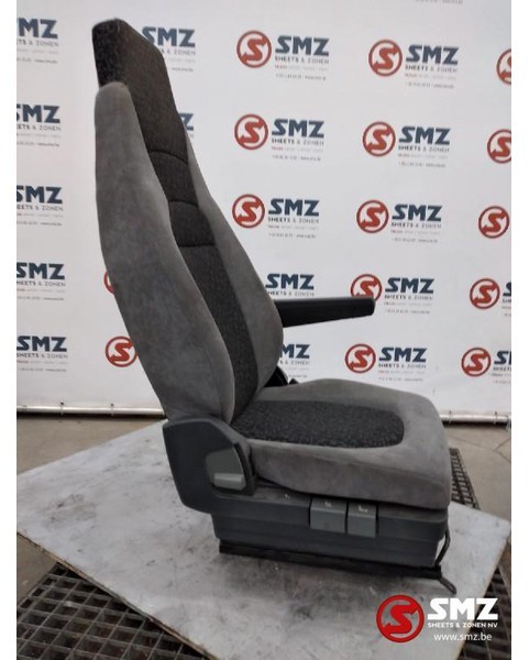 DAF Occ passagierszetel DAF LF45 - Tempat duduk untuk Truk: gambar 2 DAF Occ passagierszetel DAF LF45 - Tempat duduk untuk Truk: gambar 2