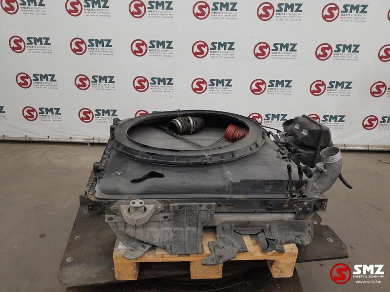DAF Occ radiator + intercooler + expansievat DAF - Radiator untuk Truk: gambar 3 DAF Occ radiator + intercooler + expansievat DAF - Radiator untuk Truk: gambar 3