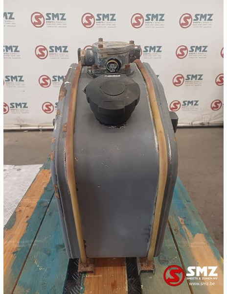Diversen Occ hydraulische tank 100L - Tangki hidrolik untuk Truk: gambar 3 Diversen Occ hydraulische tank 100L - Tangki hidrolik untuk Truk: gambar 3