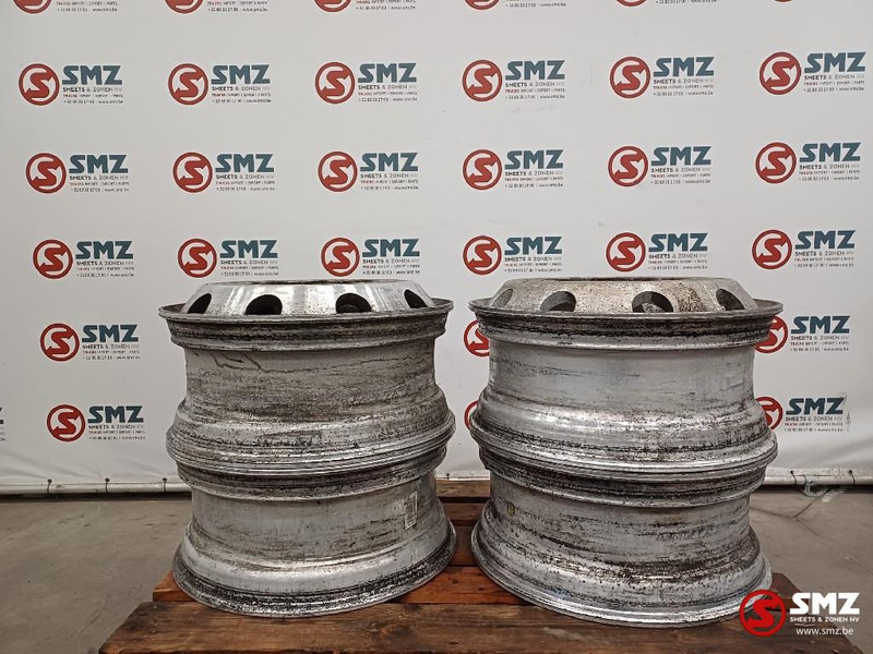Diversen Occ set Alcoa aluminiumvelgen 9,00x22,5 - Pelek untuk Truk: gambar 2 Diversen Occ set Alcoa aluminiumvelgen 9,00x22,5 - Pelek untuk Truk: gambar 2