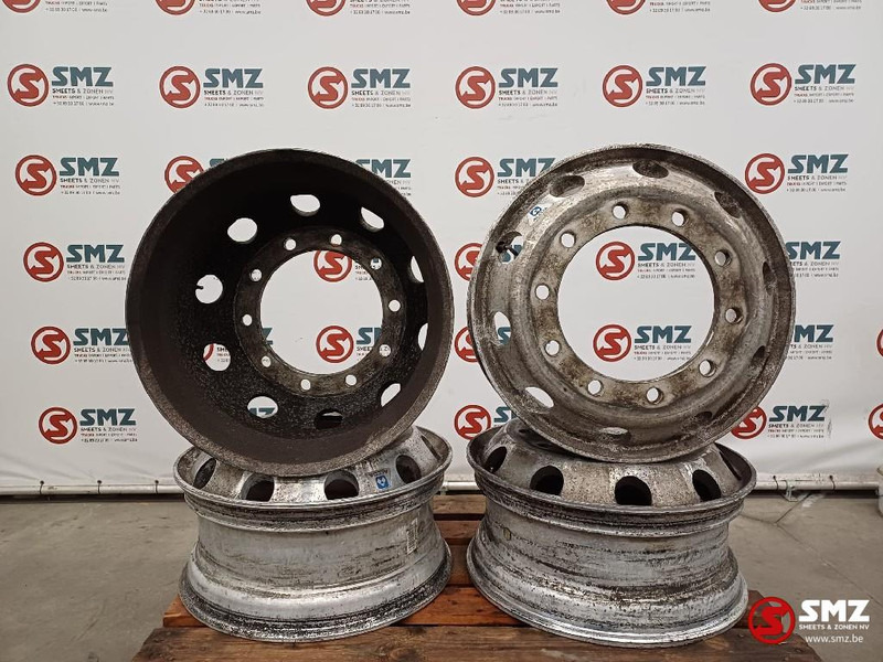 Diversen Occ set Alcoa aluminiumvelgen 9,00x22,5 - Pelek untuk Truk: gambar 1 Diversen Occ set Alcoa aluminiumvelgen 9,00x22,5 - Pelek untuk Truk: gambar 1