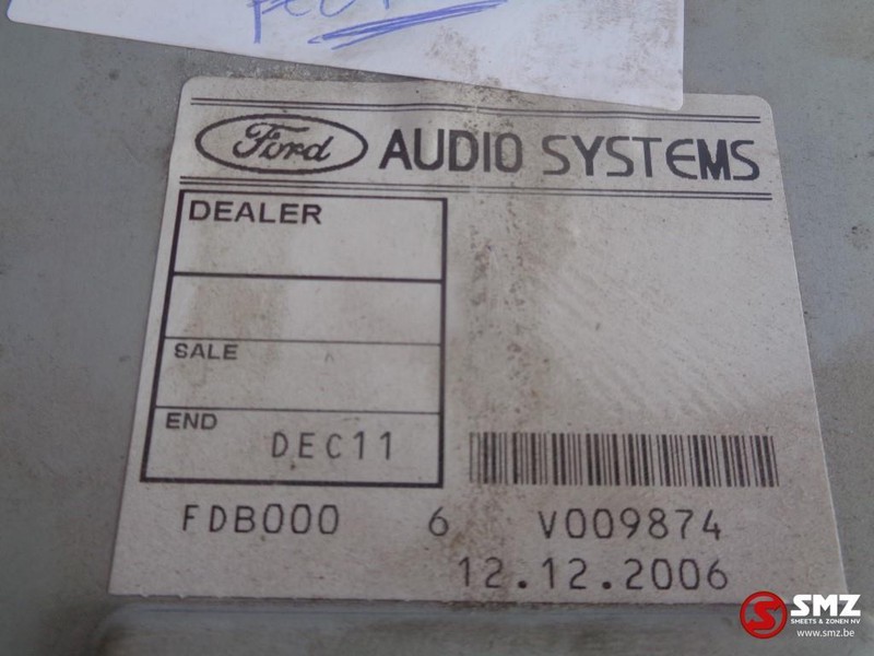 Ford Occ ford radio 1500rds console - Dasbor untuk Truk: gambar 2 Ford Occ ford radio 1500rds console - Dasbor untuk Truk: gambar 2