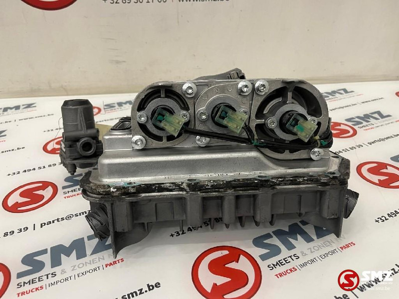 Iveco Occ ASTRONIC GEAR SELECTOR IVECO - Gearbox untuk Truk: gambar 4 Iveco Occ ASTRONIC GEAR SELECTOR IVECO - Gearbox untuk Truk: gambar 4