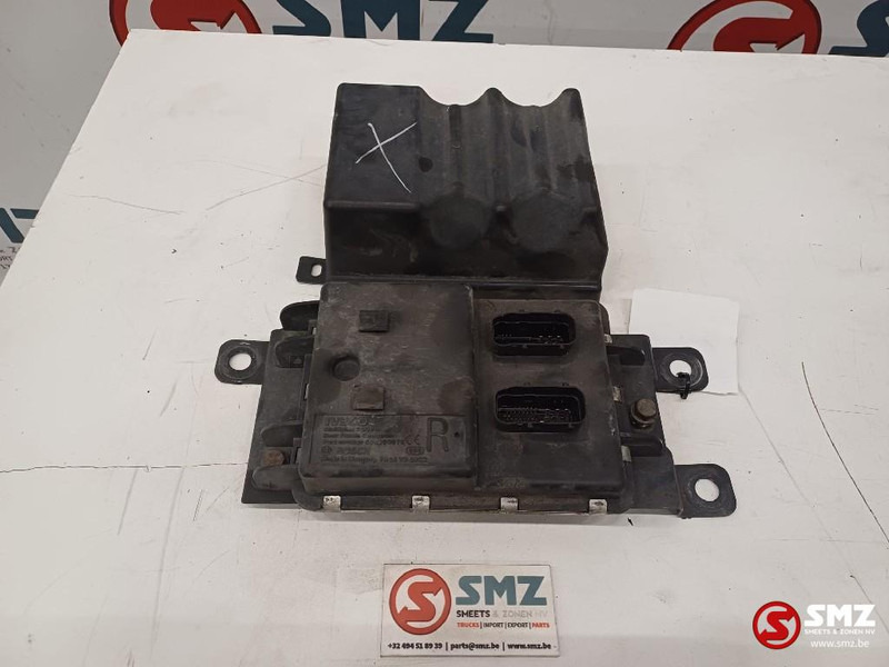 Iveco Occ ECU achterframe computer Iveco - ECU untuk Truk: gambar 1 Iveco Occ ECU achterframe computer Iveco - ECU untuk Truk: gambar 1