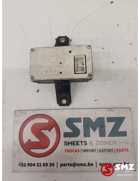 Iveco Occ ECU centrale vergrendeling regeleenheid Iveco - ECU untuk Truk: gambar 2 Iveco Occ ECU centrale vergrendeling regeleenheid Iveco - ECU untuk Truk: gambar 2