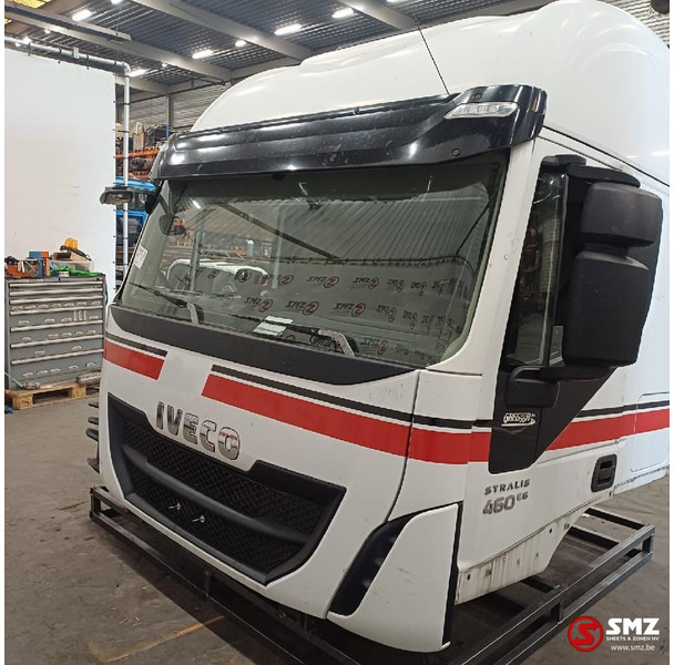 Iveco Occ cabine compleet Stralis Hi-Way Iveco - Kabin dan interior untuk Truk: gambar 2 Iveco Occ cabine compleet Stralis Hi-Way Iveco - Kabin dan interior untuk Truk: gambar 2