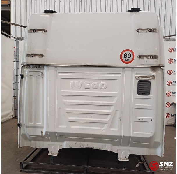 Iveco Occ cabine compleet Stralis Hi-Way Iveco - Kabin dan interior untuk Truk: gambar 5 Iveco Occ cabine compleet Stralis Hi-Way Iveco - Kabin dan interior untuk Truk: gambar 5