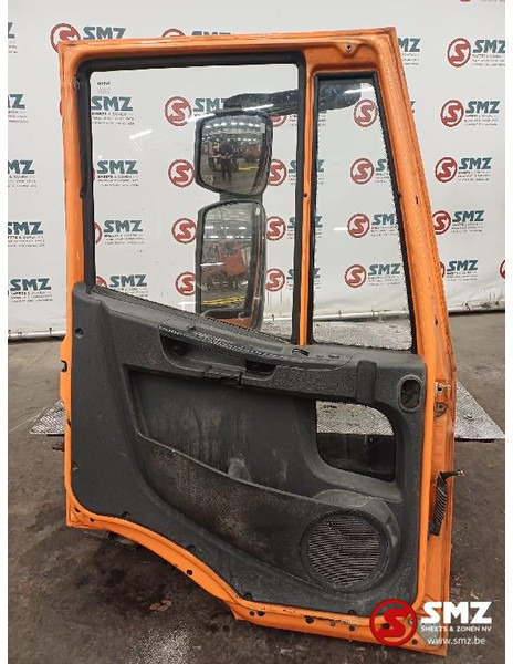 Iveco Occ deur links Iveco - Pintu dan bagian untuk Truk: gambar 2 Iveco Occ deur links Iveco - Pintu dan bagian untuk Truk: gambar 2