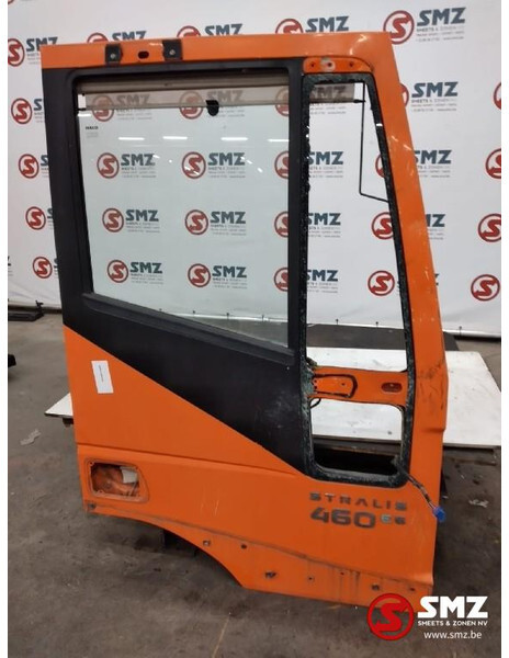 Iveco Occ deur rechts Iveco - Pintu dan bagian untuk Truk: gambar 1 Iveco Occ deur rechts Iveco - Pintu dan bagian untuk Truk: gambar 1