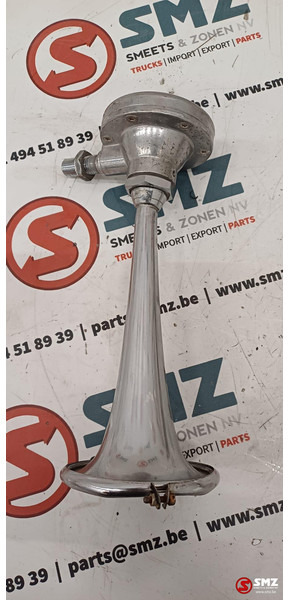 Iveco Occ hoorn / claxon 22 cm Iveco - Sistem listrik untuk Truk: gambar 1 Iveco Occ hoorn / claxon 22 cm Iveco - Sistem listrik untuk Truk: gambar 1