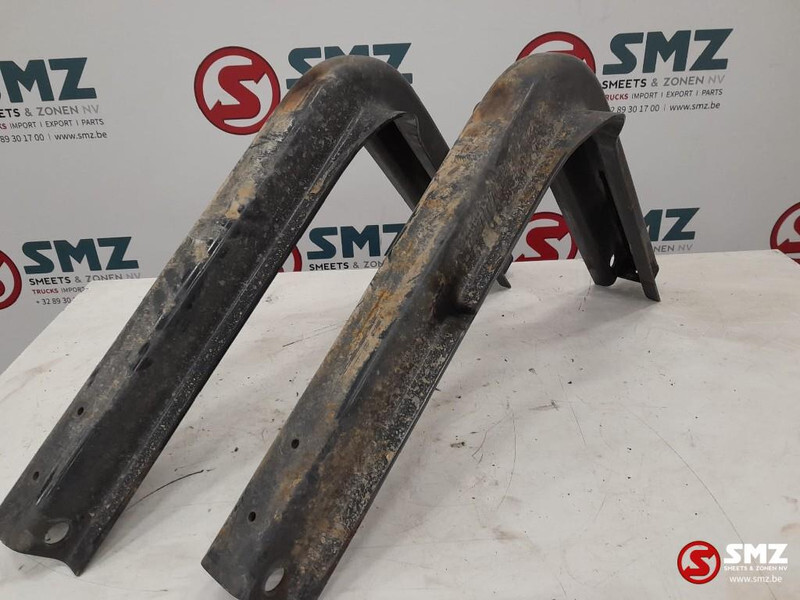 Iveco Occ set brandstoftanksteunen Iveco Stralis 4206812 - Tangki bahan bakar untuk Truk: gambar 2 Iveco Occ set brandstoftanksteunen Iveco Stralis 4206812 - Tangki bahan bakar untuk Truk: gambar 2