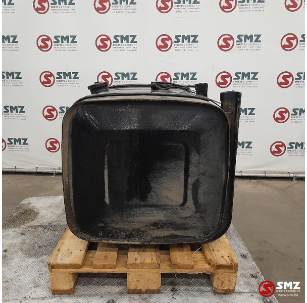 MAN Occ brandstoftank 300L MAN - Tangki bahan bakar untuk Truk: gambar 3 MAN Occ brandstoftank 300L MAN - Tangki bahan bakar untuk Truk: gambar 3