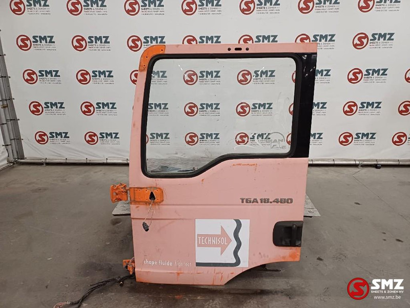 MAN Occ deur links MAN - Pintu dan bagian untuk Truk: gambar 1 MAN Occ deur links MAN - Pintu dan bagian untuk Truk: gambar 1