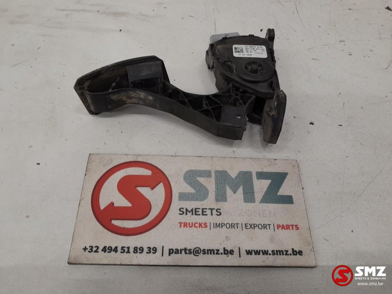 MAN Occ gaspedaal MAN - Kabin dan interior untuk Truk: gambar 1 MAN Occ gaspedaal MAN - Kabin dan interior untuk Truk: gambar 1