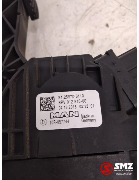 MAN Occ gaspedaal MAN - Kabin dan interior untuk Truk: gambar 3 MAN Occ gaspedaal MAN - Kabin dan interior untuk Truk: gambar 3
