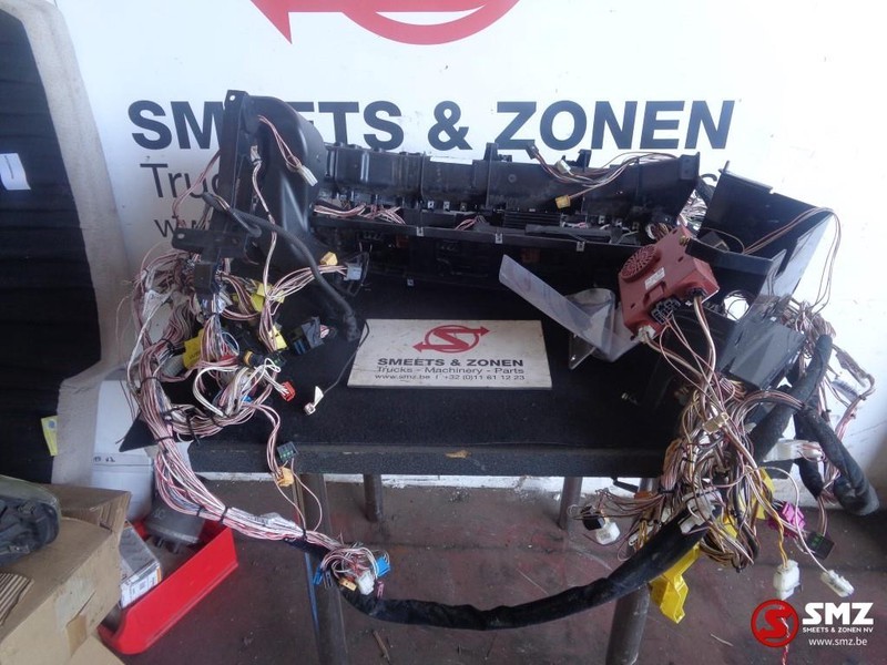 MAN Occ kabelboom MAN TGX - Kabel/ Kawat harness untuk Truk: gambar 1 MAN Occ kabelboom MAN TGX - Kabel/ Kawat harness untuk Truk: gambar 1