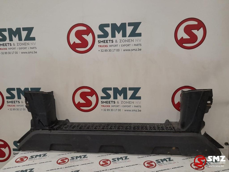 MAN Occ middenbumpertrede MAN - Bumper untuk Truk: gambar 1 MAN Occ middenbumpertrede MAN - Bumper untuk Truk: gambar 1