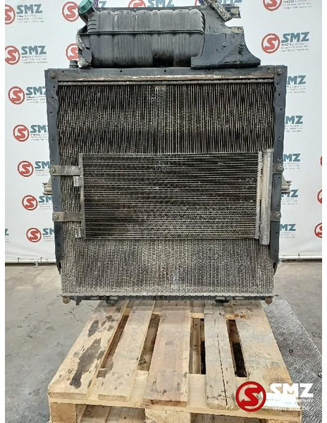 MAN Occ radiator + expansievat MAN - Radiator untuk Truk: gambar 1 MAN Occ radiator + expansievat MAN - Radiator untuk Truk: gambar 1