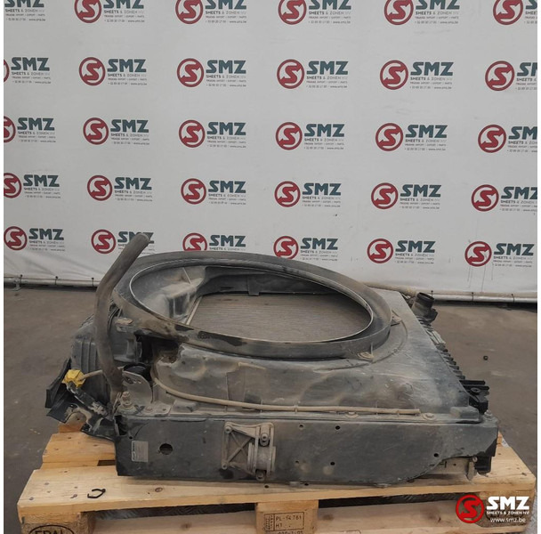 MAN Occ radiator + intercooler + expansievat MAN - Radiator untuk Truk: gambar 4 MAN Occ radiator + intercooler + expansievat MAN - Radiator untuk Truk: gambar 4