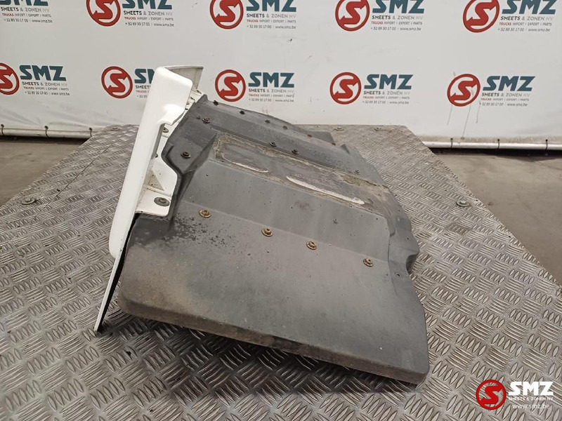 MAN Occ spatbord vooraan rechts MAN - Tubuh dan eksterior untuk Truk: gambar 4 MAN Occ spatbord vooraan rechts MAN - Tubuh dan eksterior untuk Truk: gambar 4