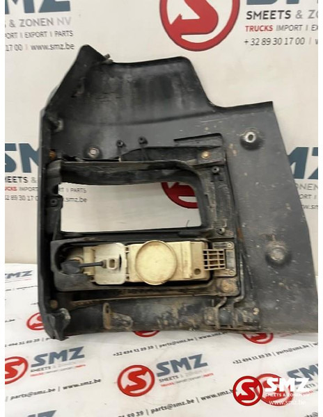 MAN Occ voorbumper links MAN - Bumper untuk Truk: gambar 2 MAN Occ voorbumper links MAN - Bumper untuk Truk: gambar 2