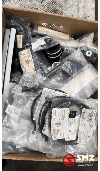 Mercedes-Benz Lot onderdelen Mercedes - Sensor untuk Truk: gambar 1 Mercedes-Benz Lot onderdelen Mercedes - Sensor untuk Truk: gambar 1