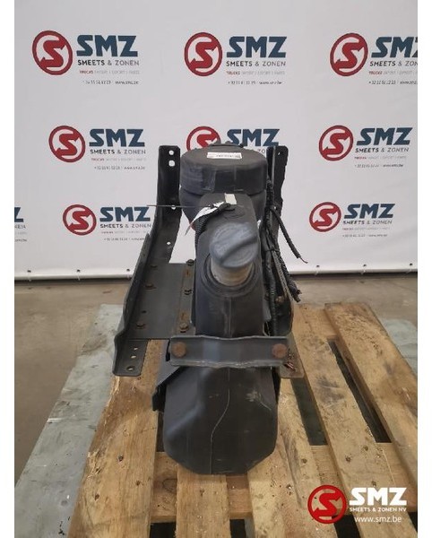 Mercedes-Benz Occ AdBlue tank 25L Mercedes Atego 1224L - Tangki adBlue untuk Truk: gambar 1 Mercedes-Benz Occ AdBlue tank 25L Mercedes Atego 1224L - Tangki adBlue untuk Truk: gambar 1