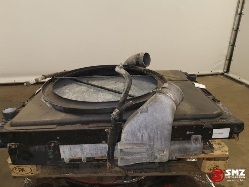 Mercedes-Benz Occ Radiator met intercooler Mercedes Actros - Radiator untuk Truk: gambar 2 Mercedes-Benz Occ Radiator met intercooler Mercedes Actros - Radiator untuk Truk: gambar 2