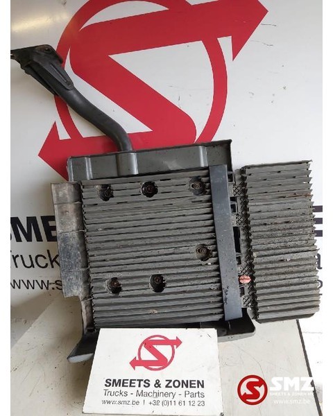Mercedes-Benz Occ Spatbord rechts Atego 1828 met cabinepomp - Spatbor untuk Truk: gambar 1 Mercedes-Benz Occ Spatbord rechts Atego 1828 met cabinepomp - Spatbor untuk Truk: gambar 1