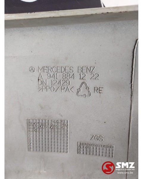 Mercedes-Benz Occ Windgeleider rechts Actros mp1 - Aerodinamika/ Spoiler untuk Truk: gambar 3 Mercedes-Benz Occ Windgeleider rechts Actros mp1 - Aerodinamika/ Spoiler untuk Truk: gambar 3