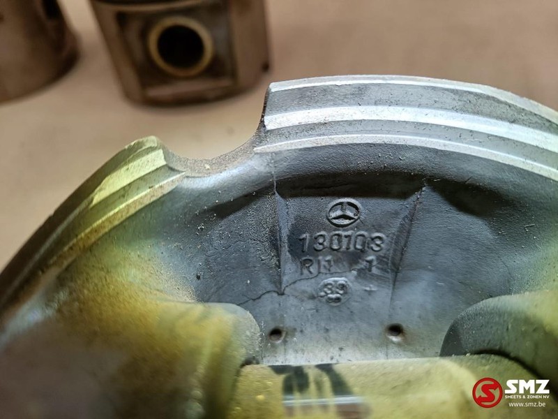 Mercedes-Benz Occ Zuiger 130mmSTD - Piston/ Ring/ Bushing untuk Truk: gambar 3 Mercedes-Benz Occ Zuiger 130mmSTD - Piston/ Ring/ Bushing untuk Truk: gambar 3