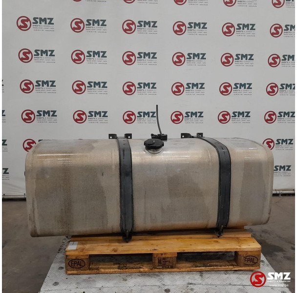 Mercedes-Benz Occ brandstoftank 500L + brandstofniveausensor + s - Tangki bahan bakar untuk Truk: gambar 1 Mercedes-Benz Occ brandstoftank 500L + brandstofniveausensor + s - Tangki bahan bakar untuk Truk: gambar 1