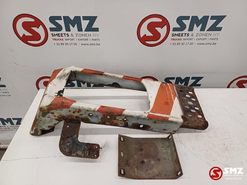 Mercedes-Benz Occ bumperhoek rechts Mercedes - Bumper untuk Truk: gambar 1 Mercedes-Benz Occ bumperhoek rechts Mercedes - Bumper untuk Truk: gambar 1