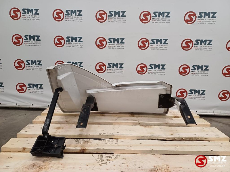 Mercedes-Benz Occ cabinespoiler links Mercedes - Aerodinamika/ Spoiler untuk Truk: gambar 2 Mercedes-Benz Occ cabinespoiler links Mercedes - Aerodinamika/ Spoiler untuk Truk: gambar 2