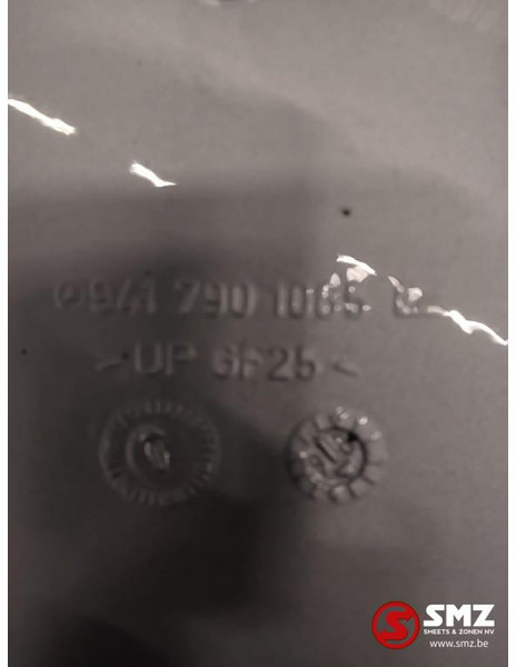 Mercedes-Benz Occ cabinespoilerset Mercedes - Aerodinamika/ Spoiler untuk Truk: gambar 3 Mercedes-Benz Occ cabinespoilerset Mercedes - Aerodinamika/ Spoiler untuk Truk: gambar 3